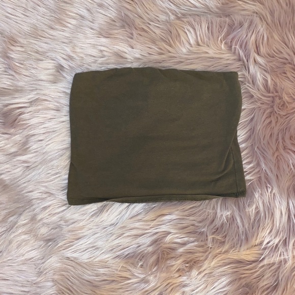 Crop tops✨ - Picture 5 of 5